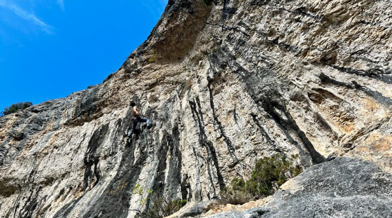 escalade stage weekend entrainement rock climbing saint leger ventoux