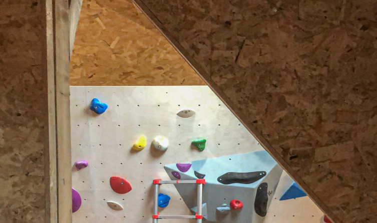 salle escalade magland chamonix climbing gym